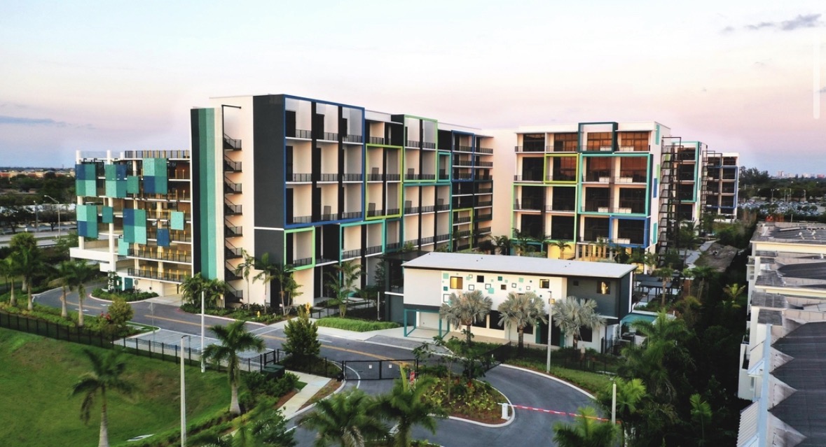 PIXL Plantation multi-unit development